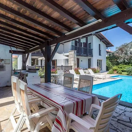 4br Contemporary With Private Pool - What'app - 0049-1762-5840-693 - For Reservations! 别墅 比亚里茨