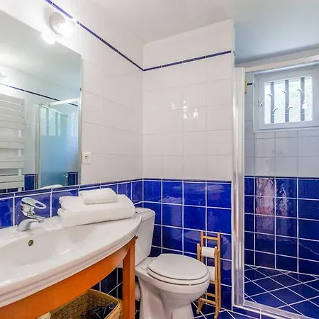 4br Contemporary With Private Pool - What'app - 0049-1762-5840-693 - For Reservations! * 比亚里茨